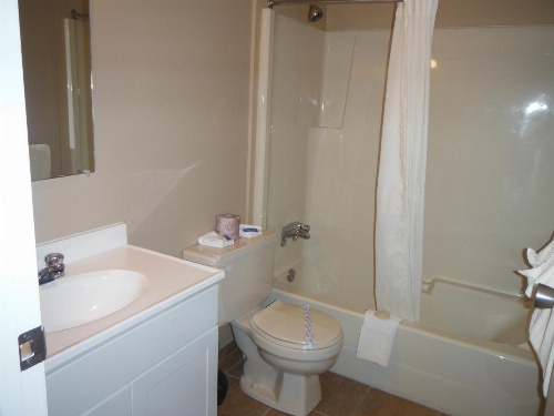 Tumbler Ridge Inn image 2